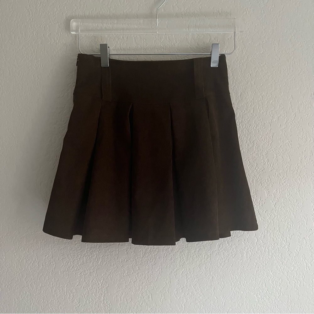 SHEIN Brown Cord Pleated Mini Skirt Extra Small / 2 - Picture 4 of 11
